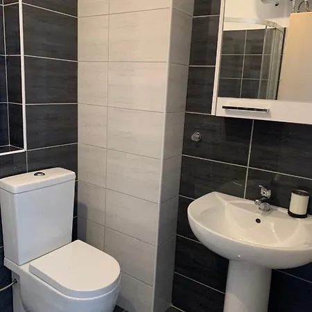 Apartment Pools Sarande